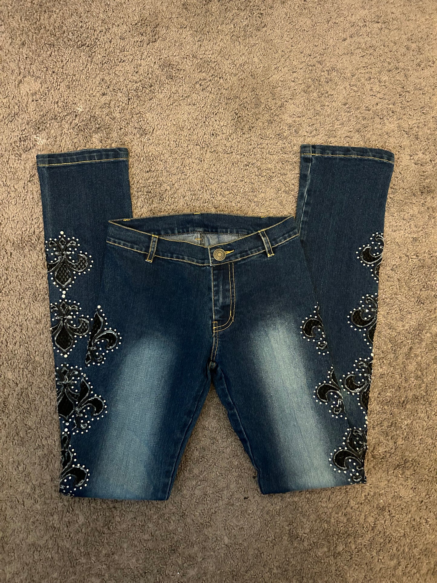 Fleur de lis jeans